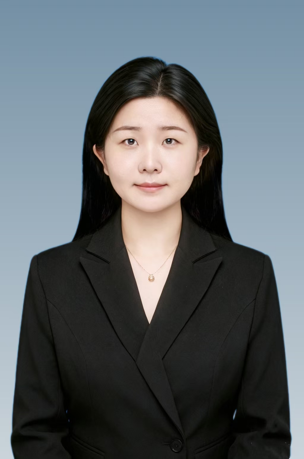 孟爽律师肖像