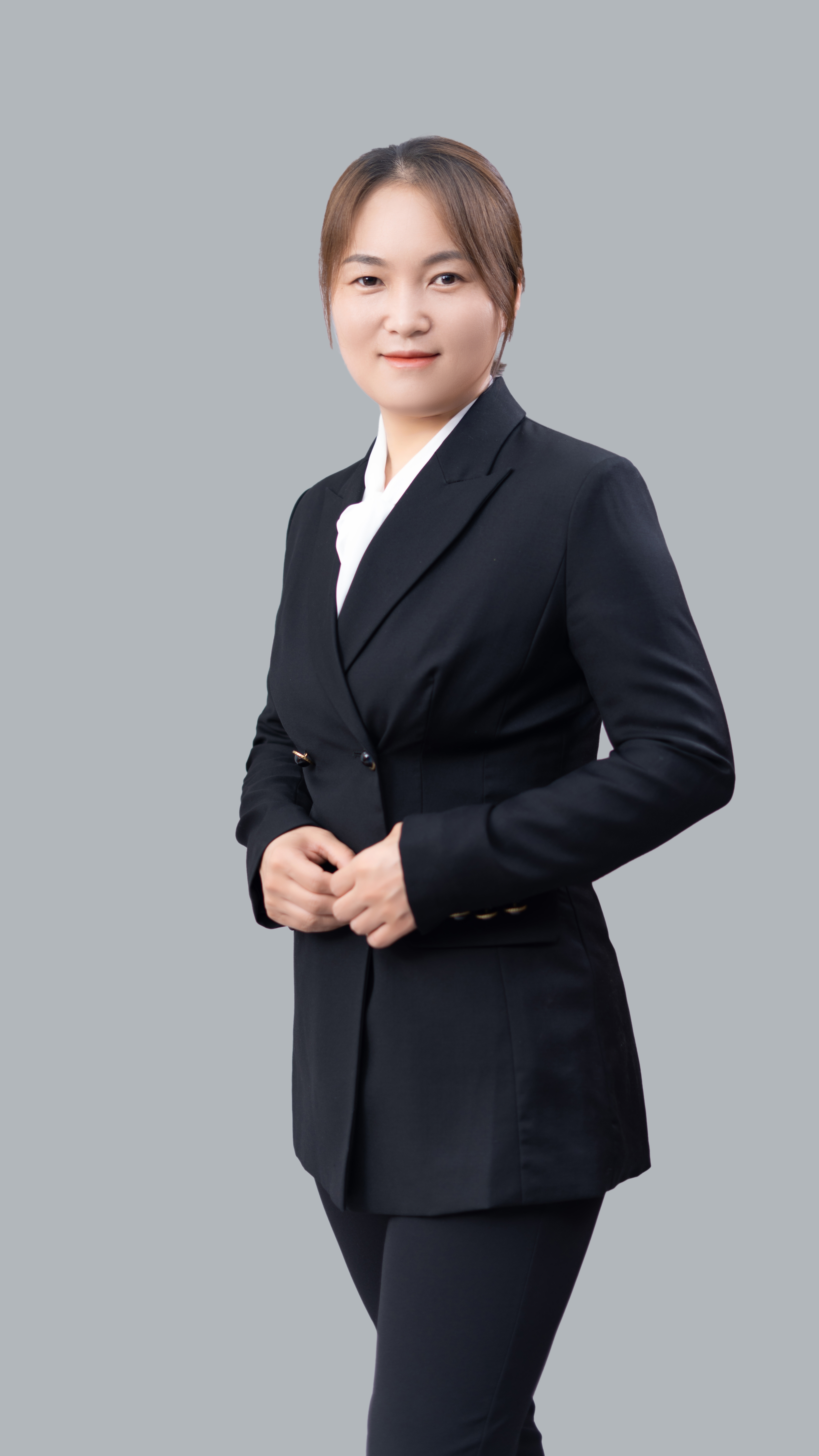 邵雅芬律师肖像